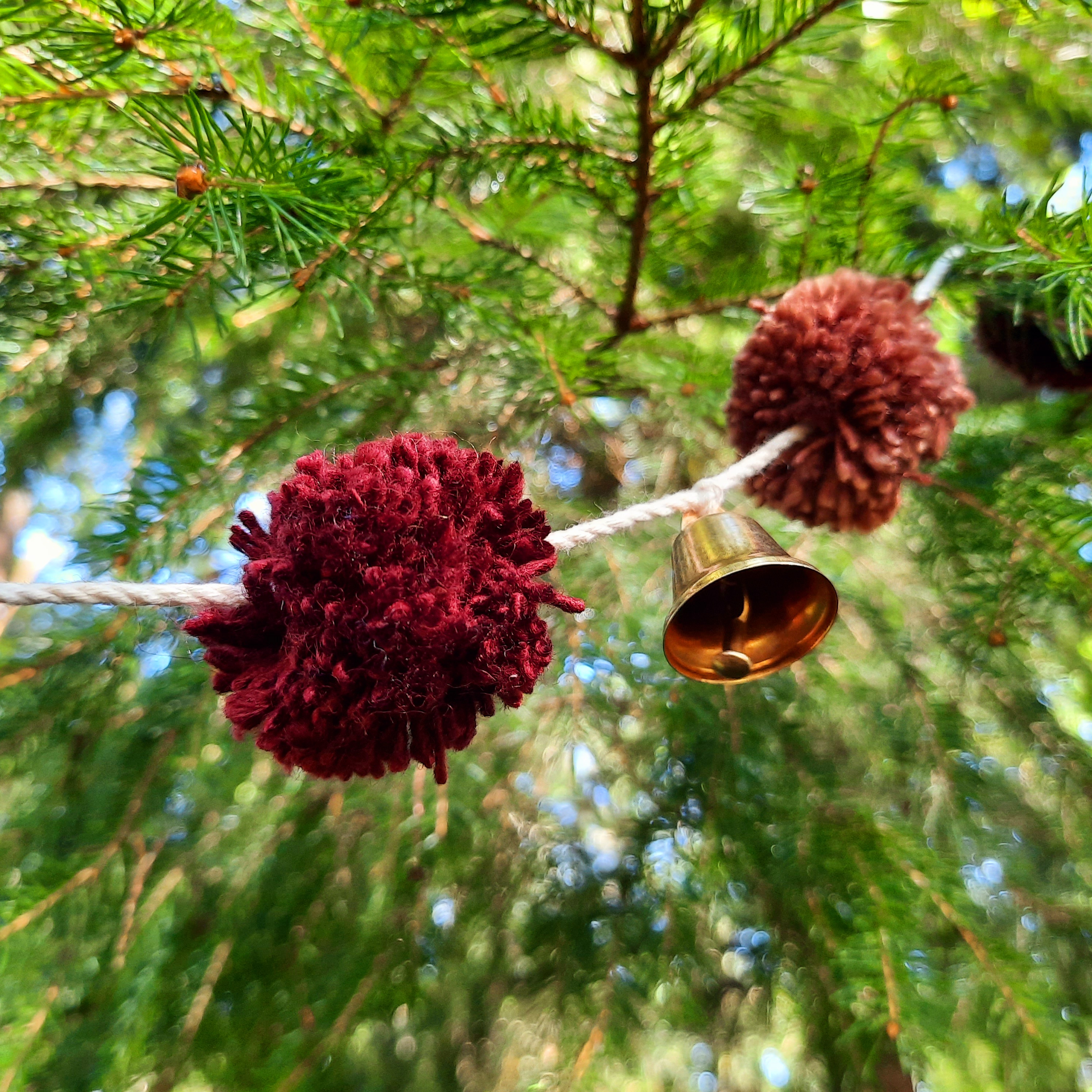 Pompom Slinger